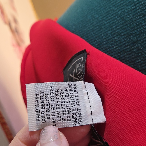 Nwot 14 Alex Evenings Red Long Sleeve Sheath Dress with Neck Cutout - Picture 7 of 17